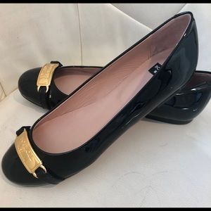 Vintage Black patent flats